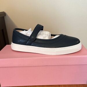 Women’s Navy Blue Mary Jane Shoes